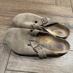 Birkenstock Boston Taupe Suede (size 42)